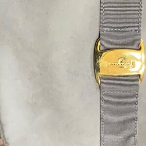 Beautiful Ferragamo Use Luxe NWT gray suede Crossbody 2400 retail